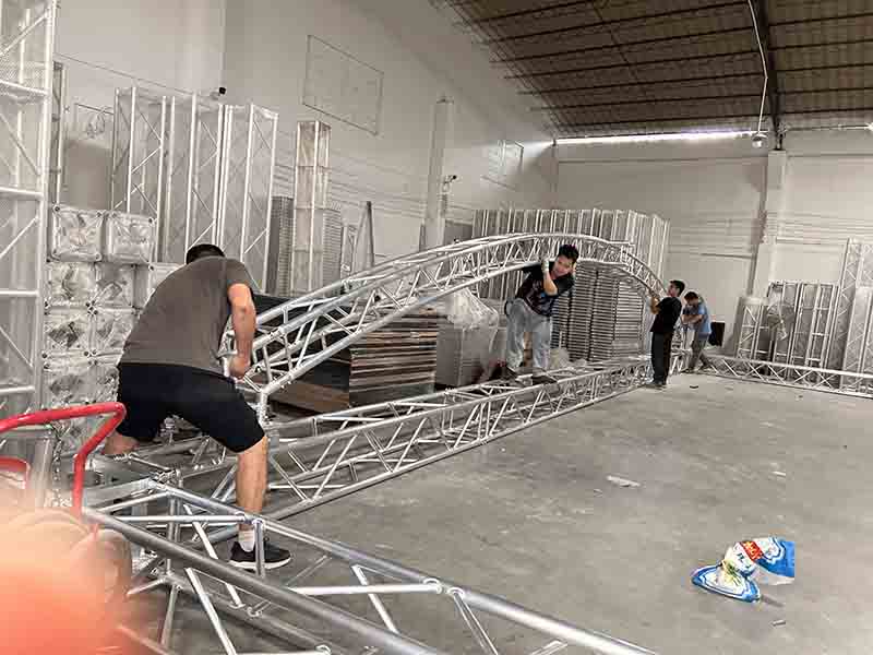 arc roof truss setup arc roof truss setup