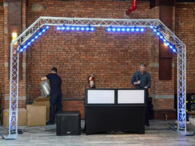 การออกแบบอุปกรณ์เวที DJ โดย China ITSCtruss