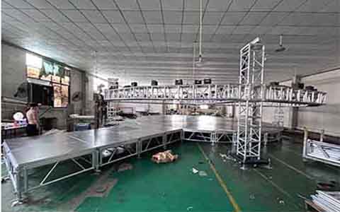 มัดเวทีแสงคุณภาพสูงสำหรับ Circus ในสหรัฐอเมริกา
